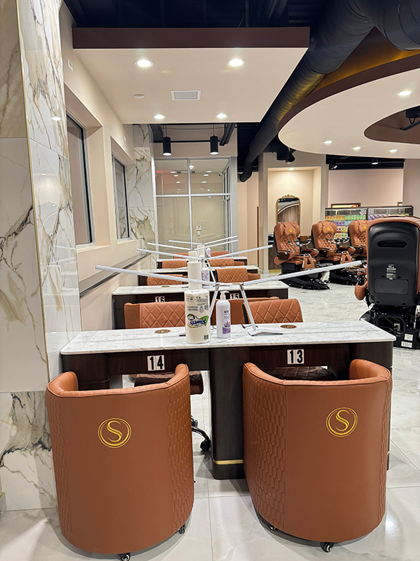 Signature Nails and Spa